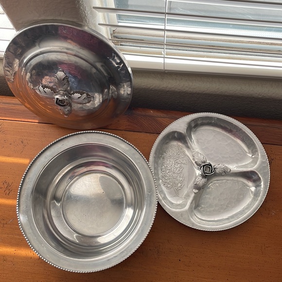 Vintage Aluminum Server - Picture 4 of 7